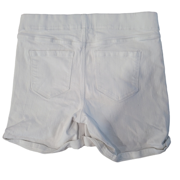 Liverpool The Short Shorts - Picture 2 of 4